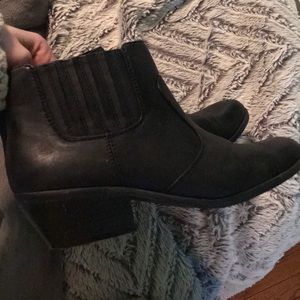 Kim Rogers black booties